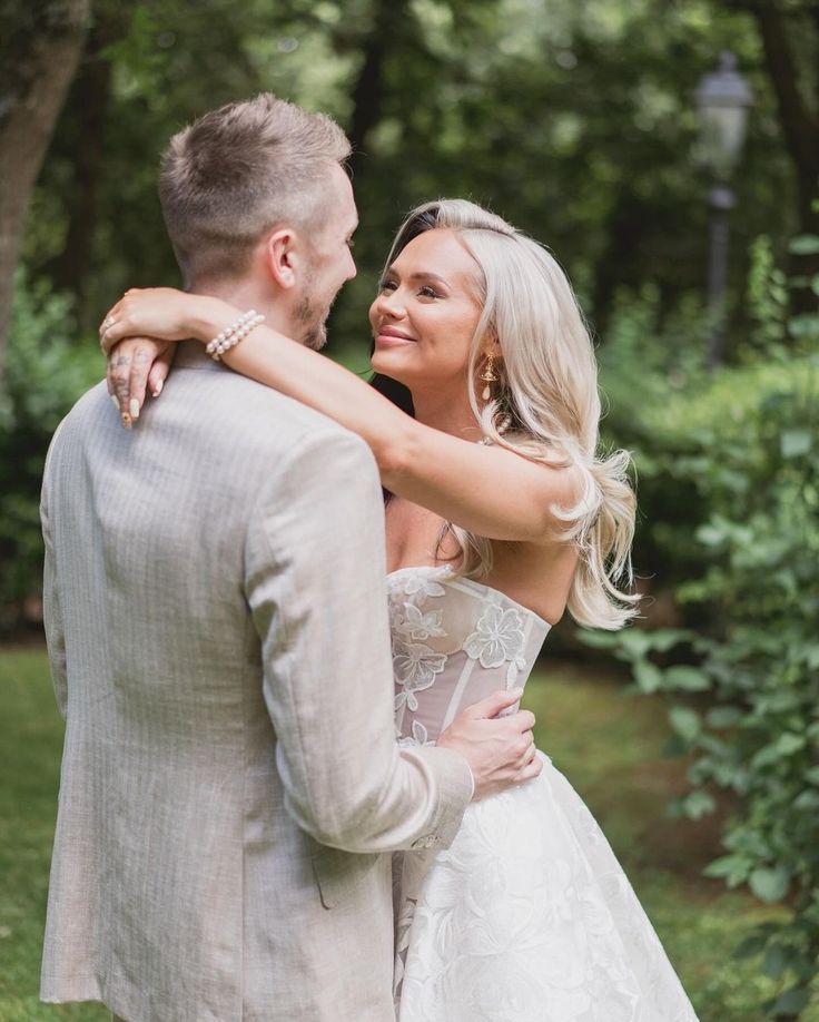 Miniminter's wedding